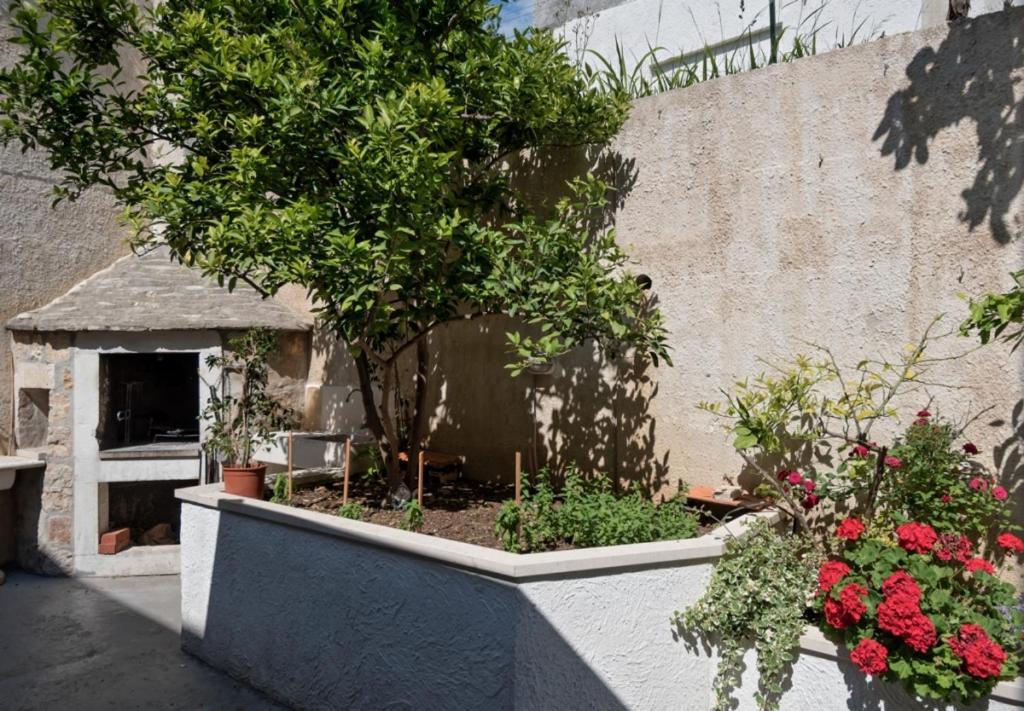 Apartment In Bol With Seaview, Terrace, Air Condition, Wifi Ngoại thất bức ảnh