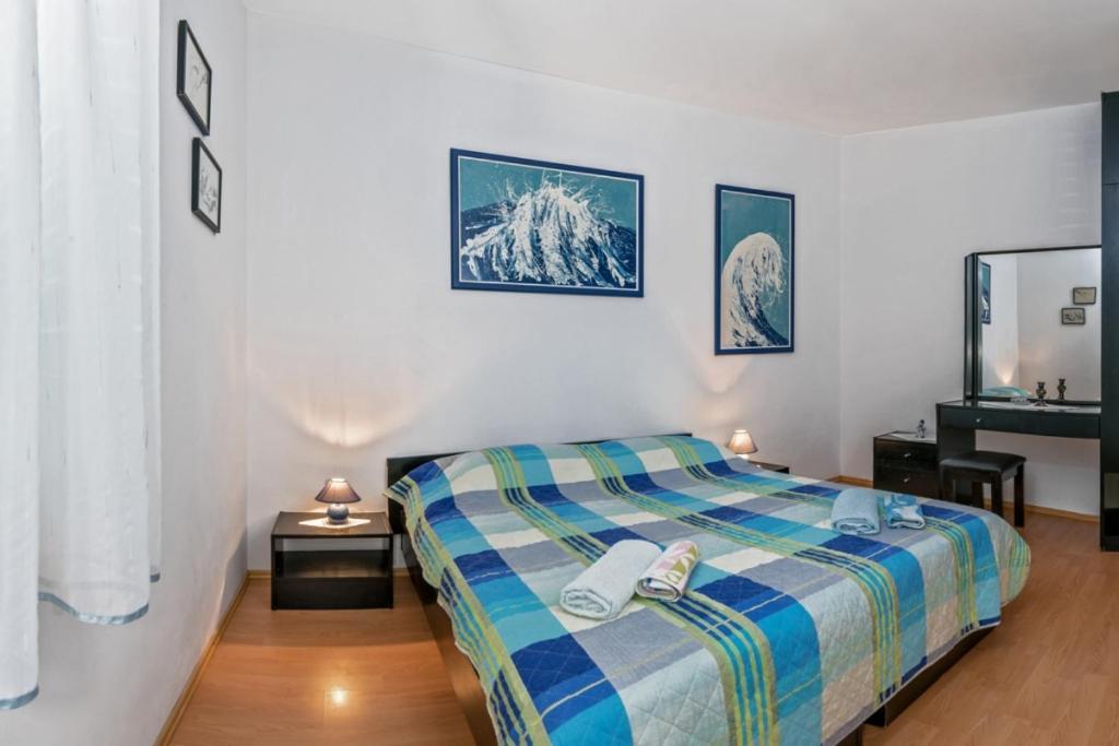 Apartment In Bol With Seaview, Terrace, Air Condition, Wifi Ngoại thất bức ảnh