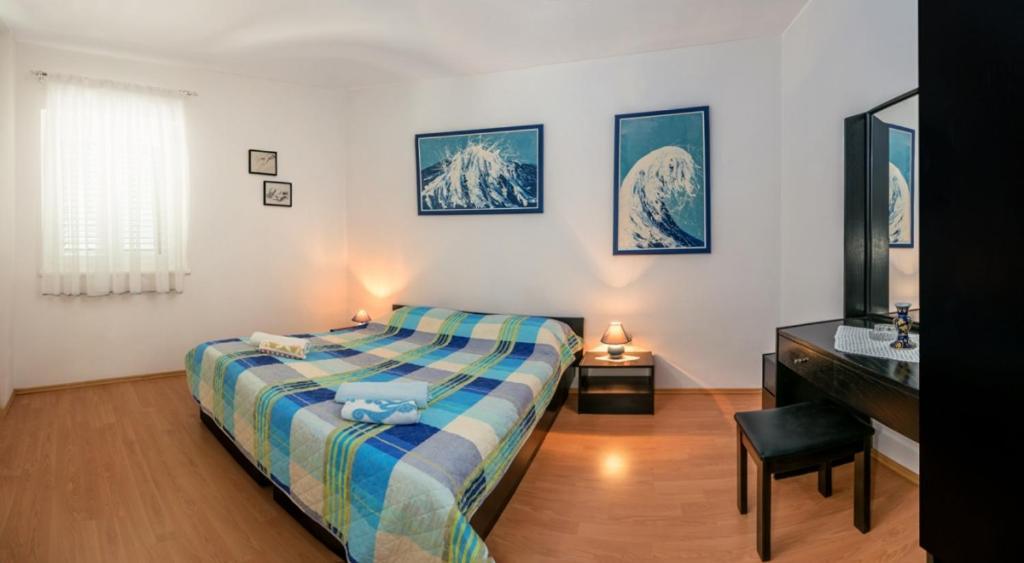 Apartment In Bol With Seaview, Terrace, Air Condition, Wifi Ngoại thất bức ảnh